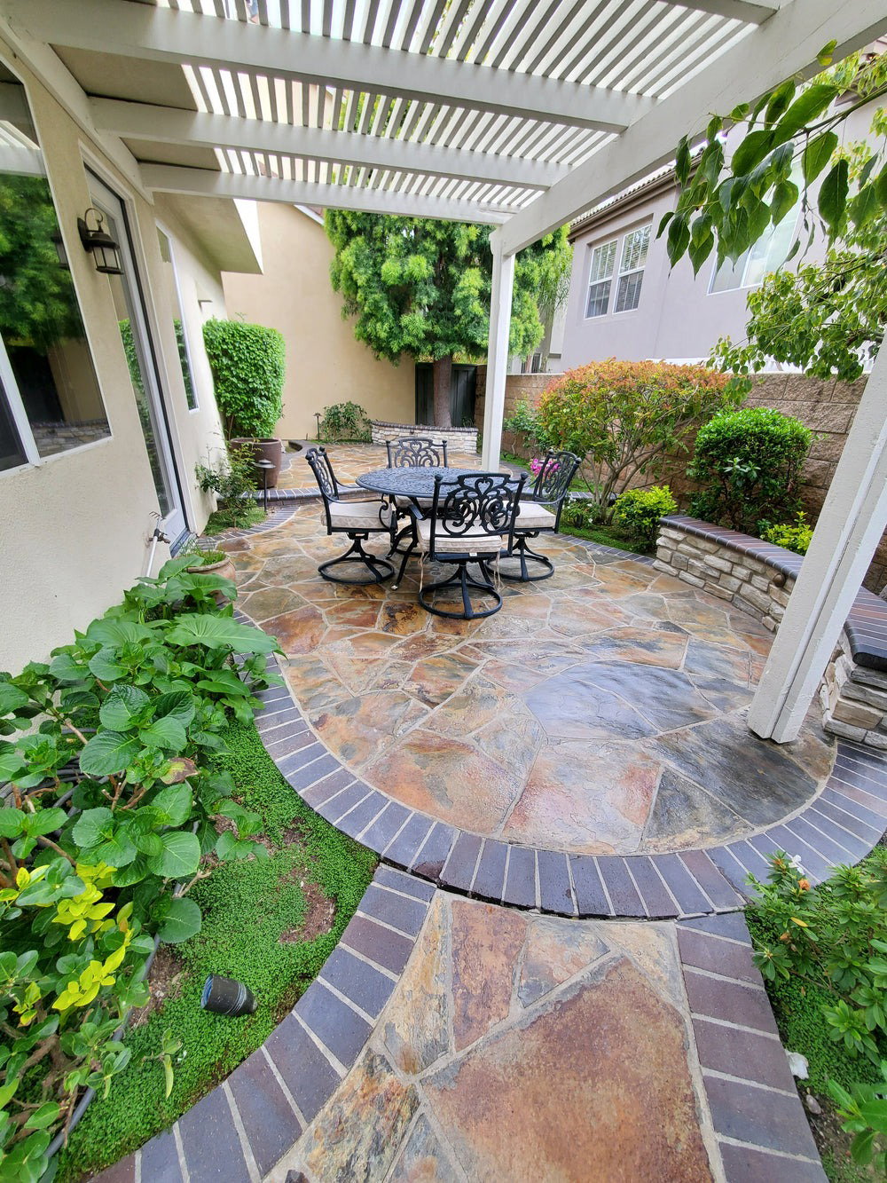 Flagstone Detail by The Floor Maintenance Company